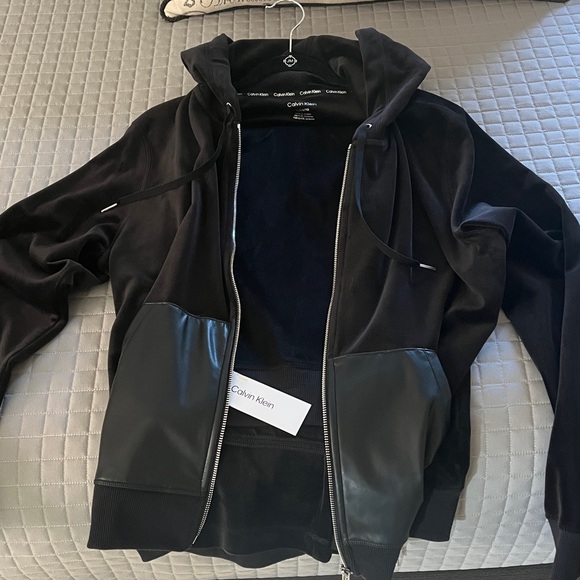 Calvin Klein Pants - Calvin Klein Black velvet zipper hoodie and pant set